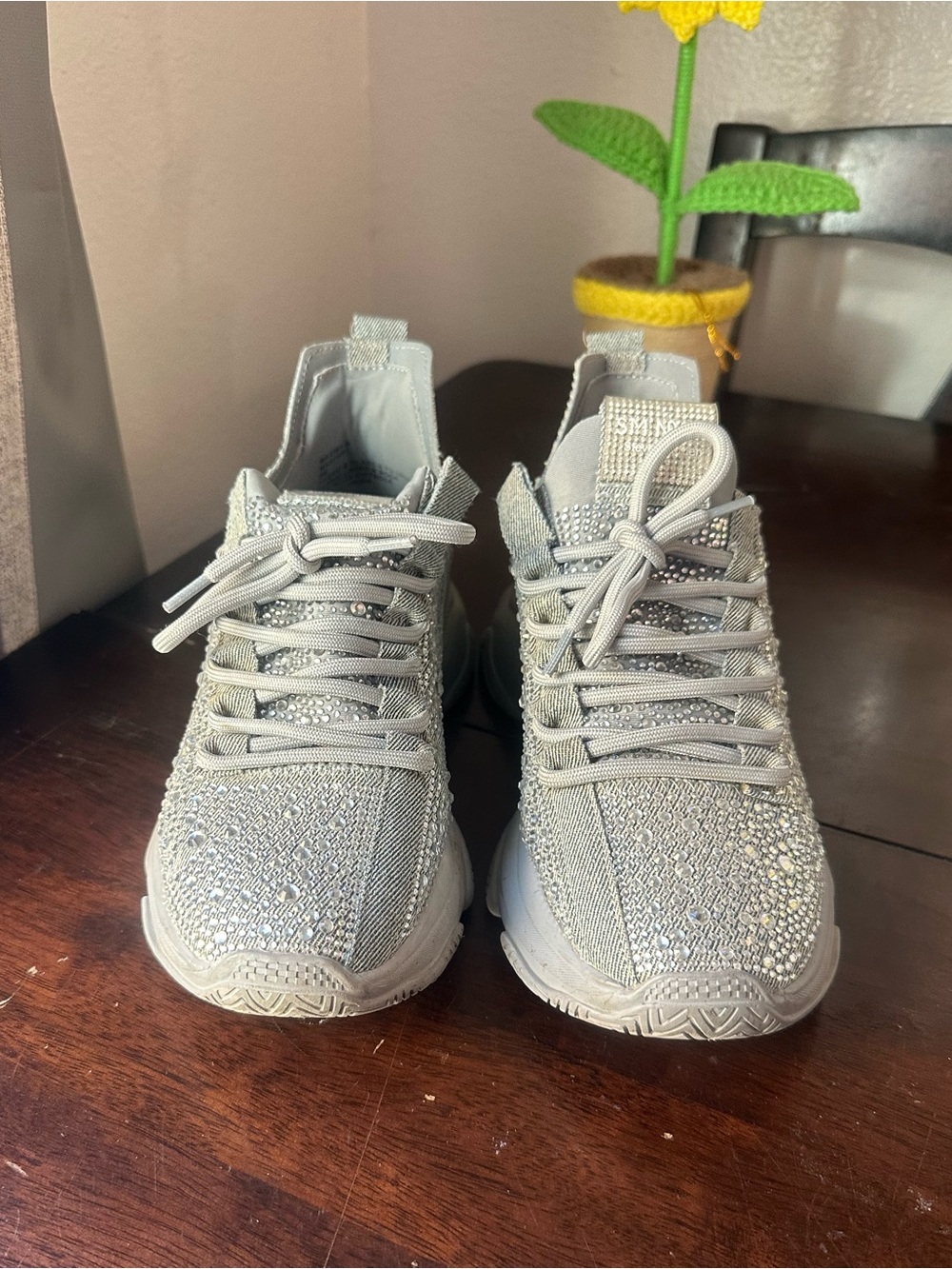 Steve Madden Silver Rhinestone Knit Platform Sneakers SM NY90